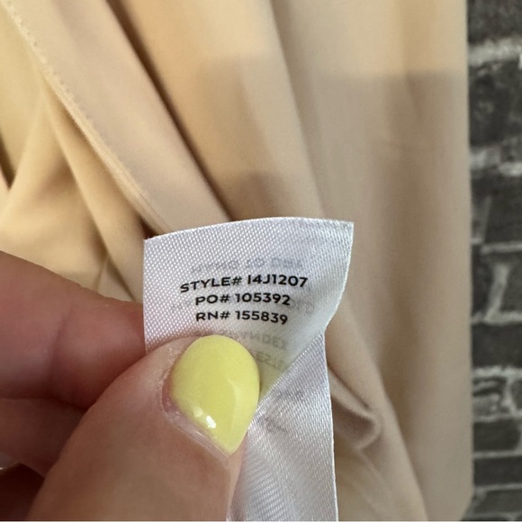 Lulu’s Miss Punctuality Lightweight Blazer Taupe tan - Picture 9 of 10